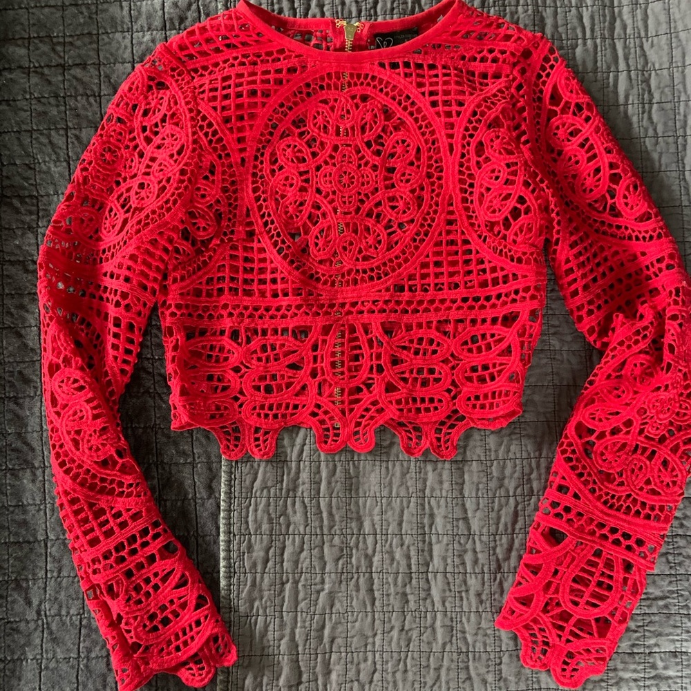NWOT Lace Crop Top